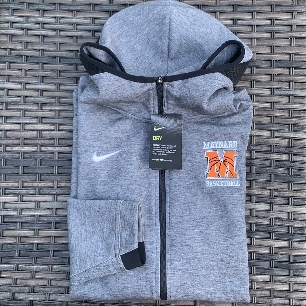 NIKE Men’s Showtime Maynard Basketball Hoodie